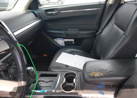 2010 Chrysler 300 Touring/Signature Series/Executive Series from USA, damaged, VIN 2C3CA5CV2AH195499